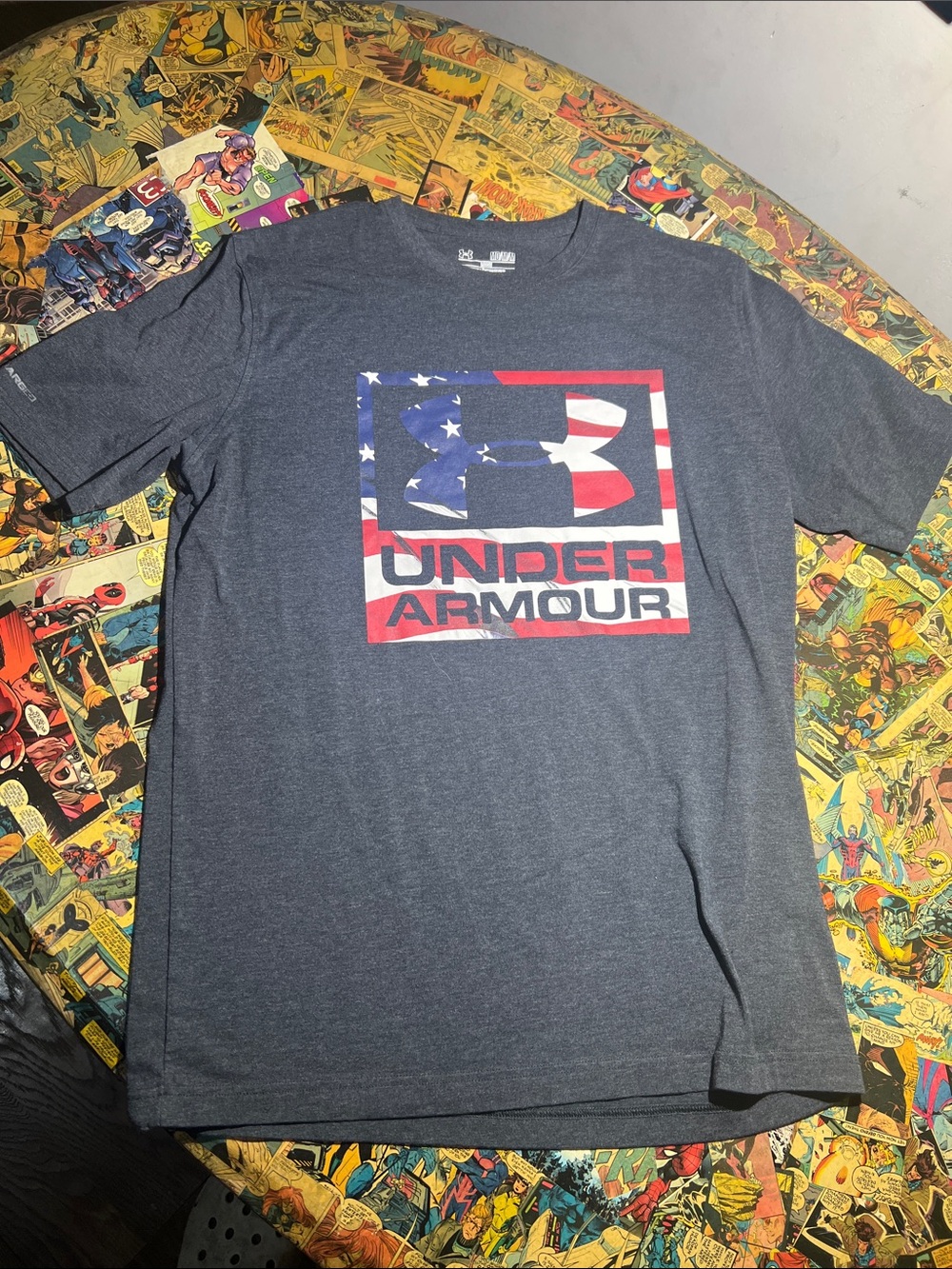 Under Armour tee (M)